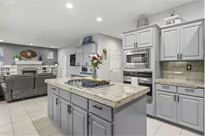 8560 SW 151st Pl, Beaverton, OR 97007 - Photo 15