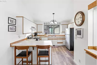 4696 NE Windward Pl, Lincoln City, OR 97367 - Photo 11