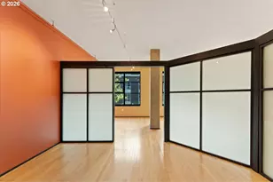 333 NW 9th Ave, Portland, OR 97209 - Photo 29