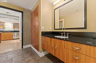 333 NW 9th Ave, Portland, OR 97209 - Photo 33