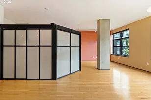 333 NW 9th Ave, Portland, OR 97209 - Photo 19