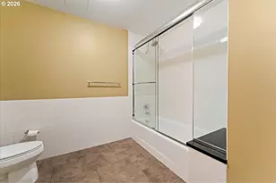 333 NW 9th Ave, Portland, OR 97209 - Photo 35