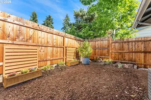 15745 SW Queen Victoria Pl, King City, OR 97224 - Photo 27