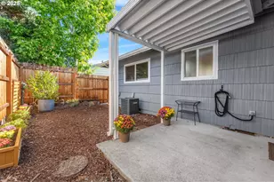 15745 SW Queen Victoria Pl, King City, OR 97224 - Photo 31