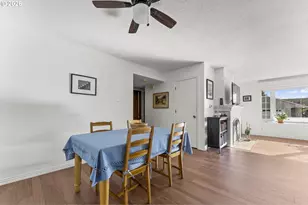 15745 SW Queen Victoria Pl, King City, OR 97224 - Photo 9