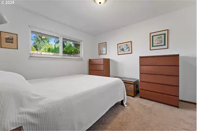 15745 SW Queen Victoria Pl, King City, OR 97224 - Photo 19