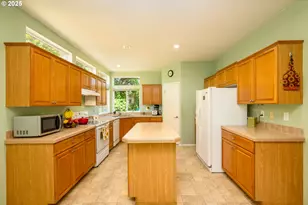 982 Reston Rd, Roseburg, OR 97471 - Photo 13