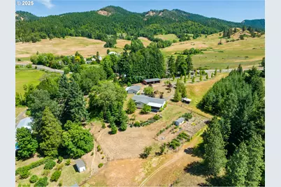 982 Reston Rd, Roseburg, OR 97471 - Photo 5