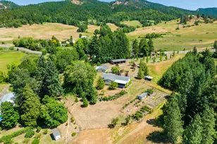 982 Reston Rd, Roseburg, OR 97471 - Photo 5