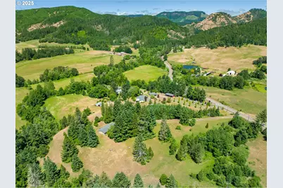 982 Reston Rd, Roseburg, OR 97471 - Photo 37