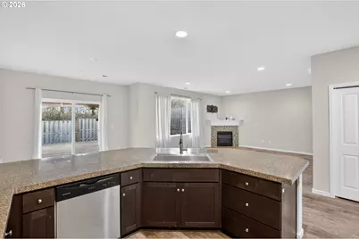 17194 SE Rhododendron St, Happy Valley, OR 97086 - Photo 7