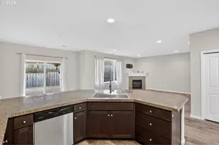 17194 SE Rhododendron St, Happy Valley, OR 97086 - Photo 7