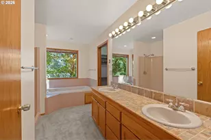 11547 SW 56th Pl, Portland, OR 97219 - Photo 19