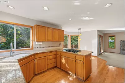 11547 SW 56th Pl, Portland, OR 97219 - Photo 9