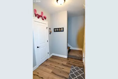 2335 Maplewood Dr N, Salem, OR 97306 - Photo 3