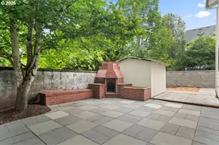 8125 SW Pine St, Portland, OR 97223 - Photo 39