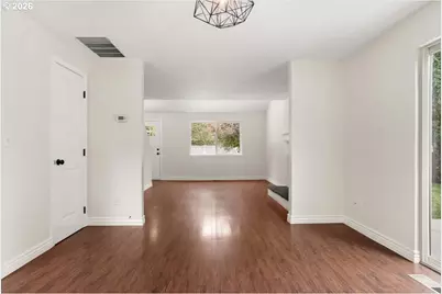 8125 SW Pine St, Portland, OR 97223 - Photo 9