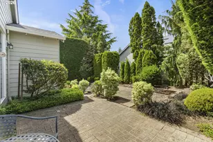 15597 NW Graf St, Portland, OR 97229 - Photo 25