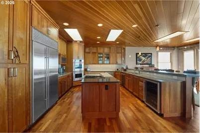 1880 Pacific St, Cannon Beach, OR 97110 - Photo 25