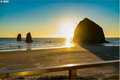 1880 Pacific St, Cannon Beach, OR 97110 - Photo 29