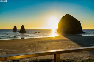 1880 Pacific St, Cannon Beach, OR 97110 - Photo 29