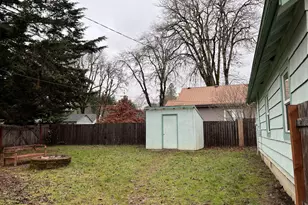 88180 3rd St, Veneta, OR 97487 - Photo 11