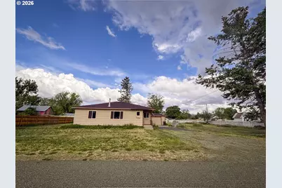 2190 18th St, Baker City, OR 97814 - Photo 25