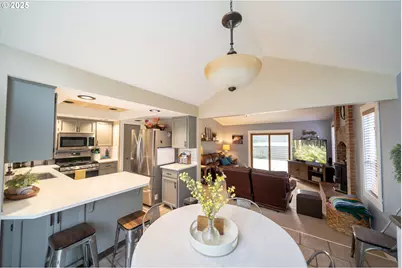 1364 Dawn Dr, Stayton, OR 97383 - Photo 13