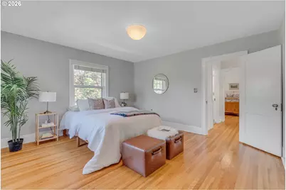 7 NE Floral Pl, Portland, OR 97232 - Photo 33