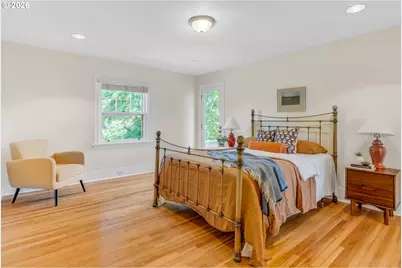 7 NE Floral Pl, Portland, OR 97232 - Photo 25