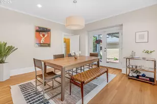 7 NE Floral Pl, Portland, OR 97232 - Photo 11