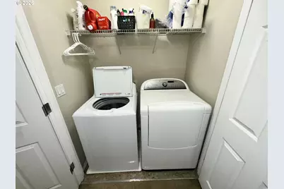 4564 SE Olivewood St, Hillsboro, OR 97123 - Photo 31