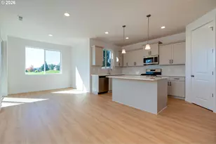 808 Magnolia Ave, Woodburn, OR 97071 - Photo 11