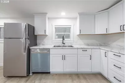 1282 E 3rd St, Lafayette, OR 97127 - Photo 17