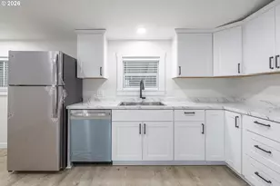 1282 E 3rd St, Lafayette, OR 97127 - Photo 17