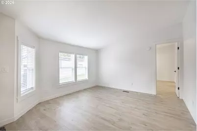 1282 E 3rd St, Lafayette, OR 97127 - Photo 7