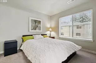 406 NE Patricia Ann Pl, Hillsboro, OR 97006 - Photo 17