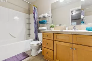406 NE Patricia Ann Pl, Hillsboro, OR 97006 - Photo 13