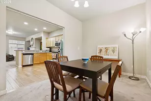 406 NE Patricia Ann Pl, Hillsboro, OR 97006 - Photo 9