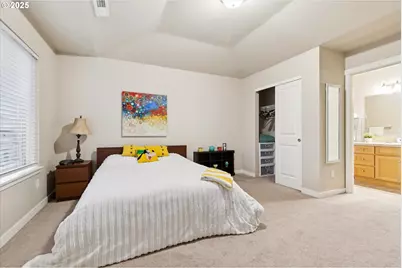 406 NE Patricia Ann Pl, Hillsboro, OR 97006 - Photo 11