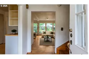 1708 NE 67th Ave, Portland, OR 97213 - Photo 3