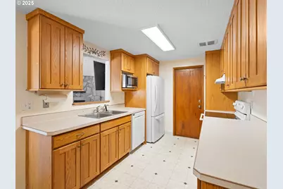 1007 NE 82nd Ave, Vancouver, WA 98664 - Photo 11