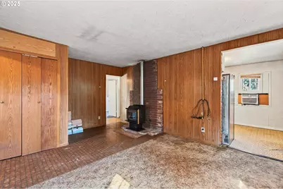 3945 NE Bryant St, Portland, OR 97211 - Photo 3