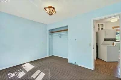 3945 NE Bryant St, Portland, OR 97211 - Photo 17