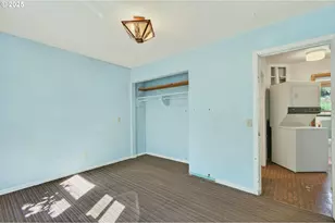 3945 NE Bryant St, Portland, OR 97211 - Photo 17