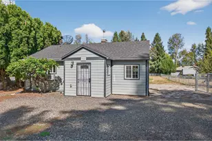 3945 NE Bryant St, Portland, OR 97211 - Photo 23