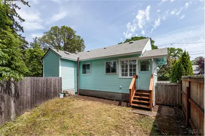 215 S 8th St, Saint Helens, OR 97051 - Photo 15