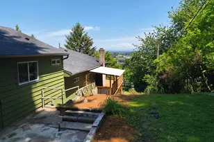 10503 NW 3rd St, Portland, OR 97231 - Photo 5