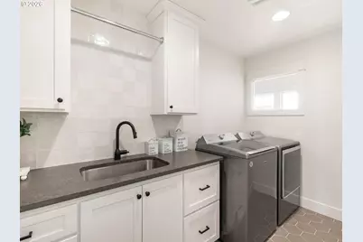 15268 Holcomb Blvd, Oregon City, OR 97045 - Photo 39