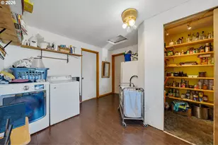 602 Ash Ave, Tillamook, OR 97141 - Photo 5